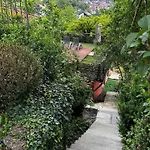 Mediterranes Gelbes Haus Pool Sauna Konigheim