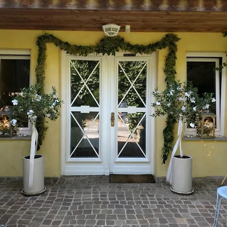 Mediterranes Gelbes Haus Pool Sauna דירה Konigheim